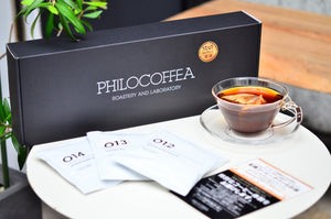 Dip-style coffee bag set by Philocoffea.
